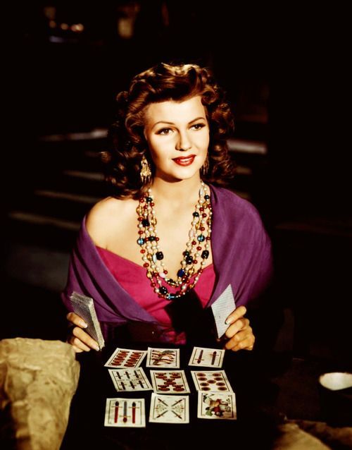 Rita Hayworth en la película Carmen